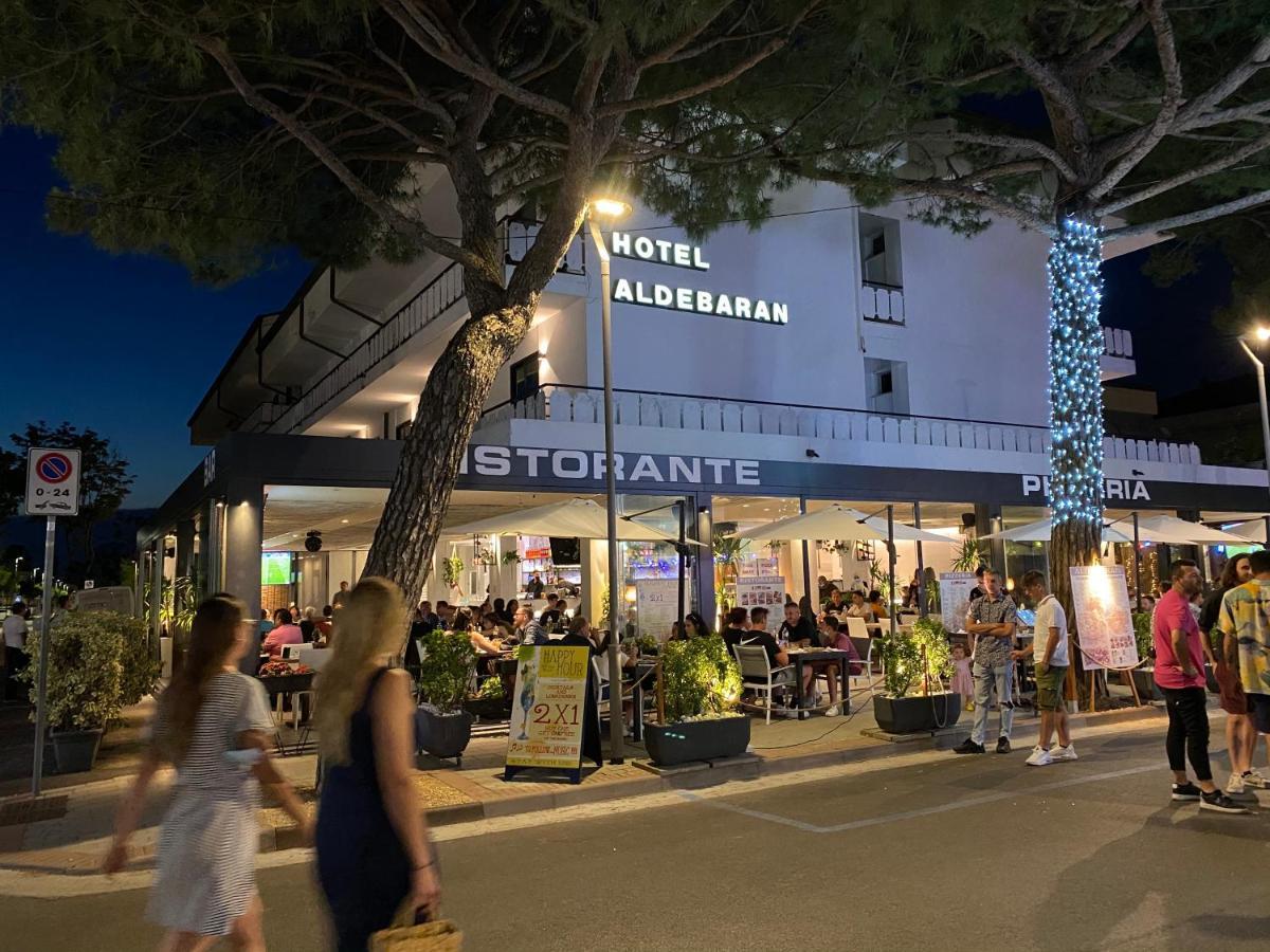 Hotel Aldebaran Lido di Jesolo Exterior foto