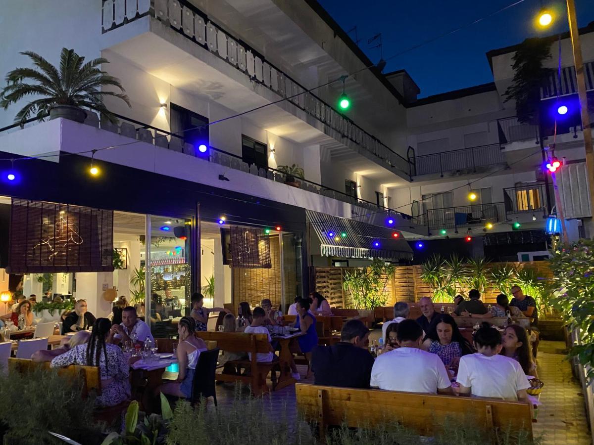Hotel Aldebaran Lido di Jesolo Exterior foto