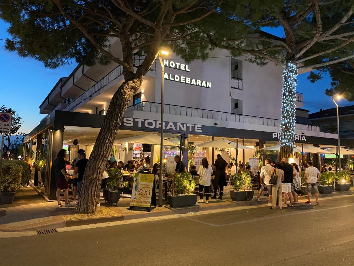 Hotel Aldebaran Lido di Jesolo Exterior foto