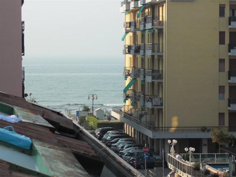 Hotel Aldebaran Lido di Jesolo Exterior foto